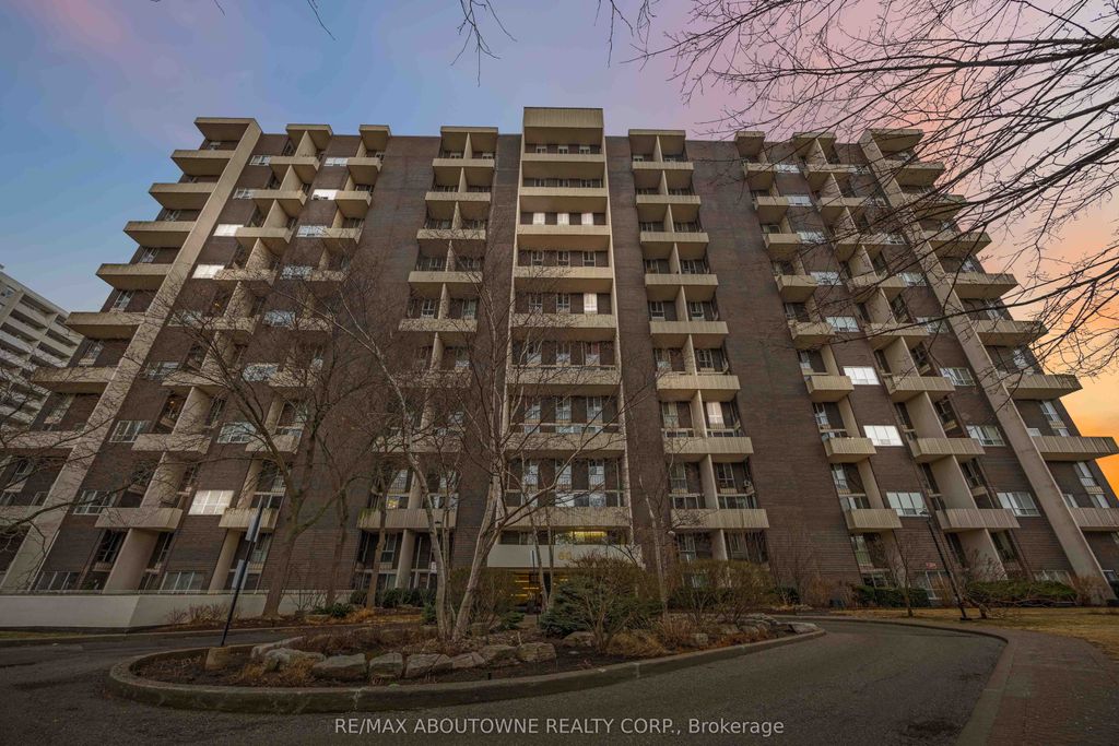 Photo of 60 Southport Street #808, Toronto, ON M6S 3N4 (MLS # W13190120)