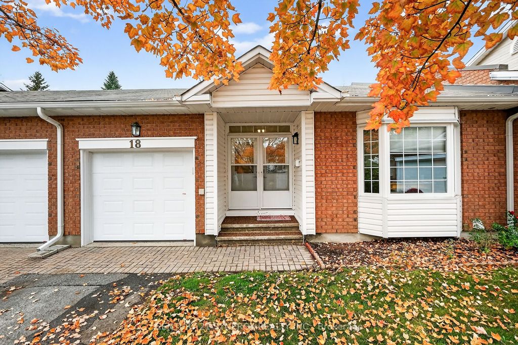 Photo of 18 Oyster Bay Court #47, Stittsville - Munster - Richmond, ON K2S 1H3 (MLS # X12437654)
