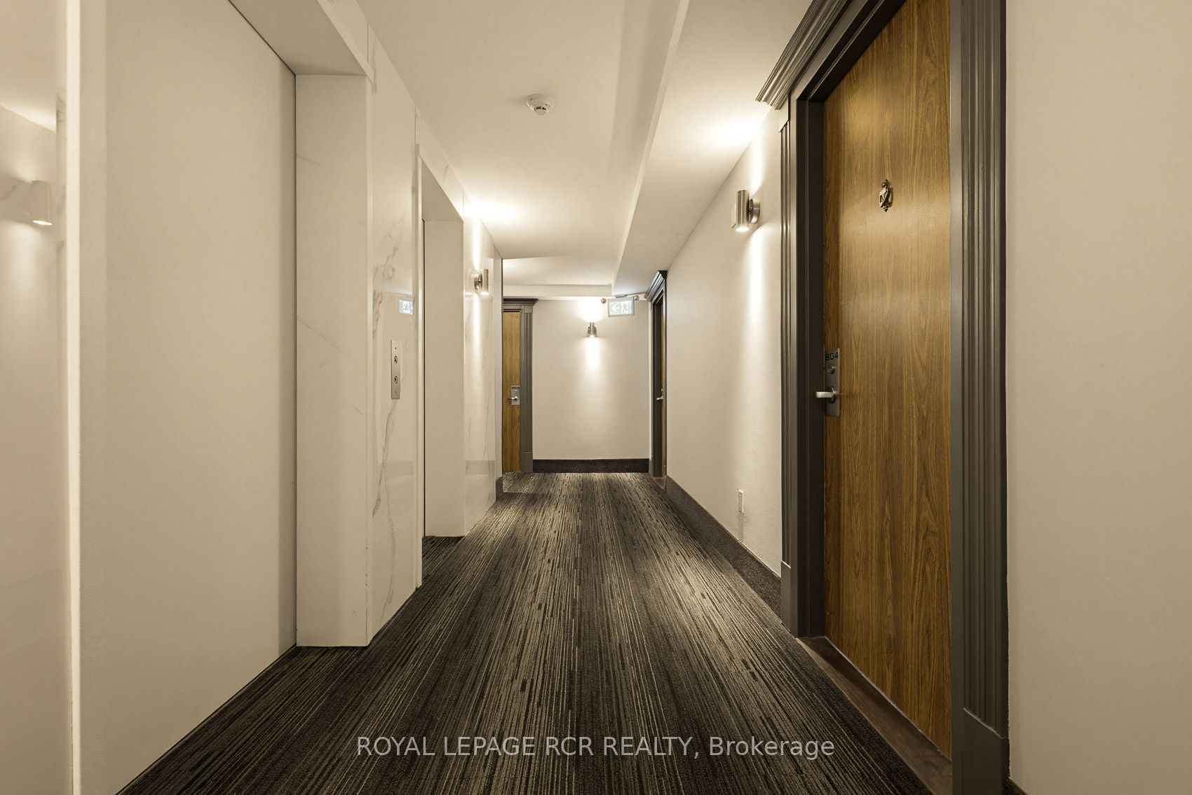 105 Victoria Street 804