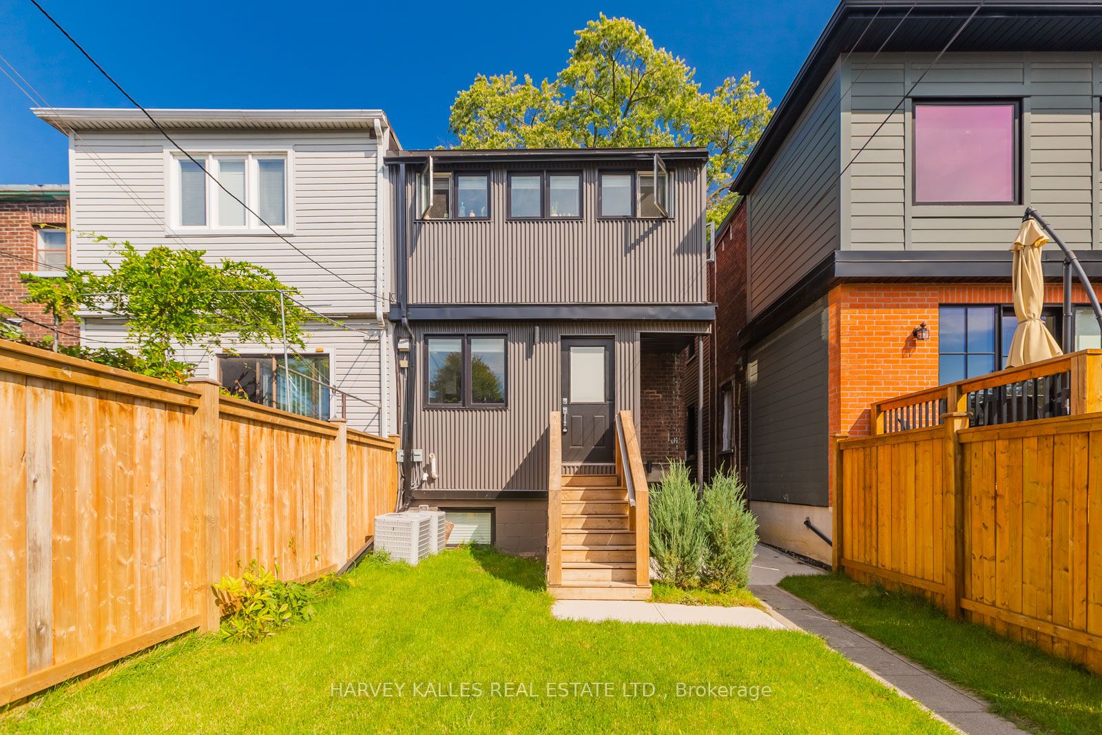 600 St Clarens Avenue 3