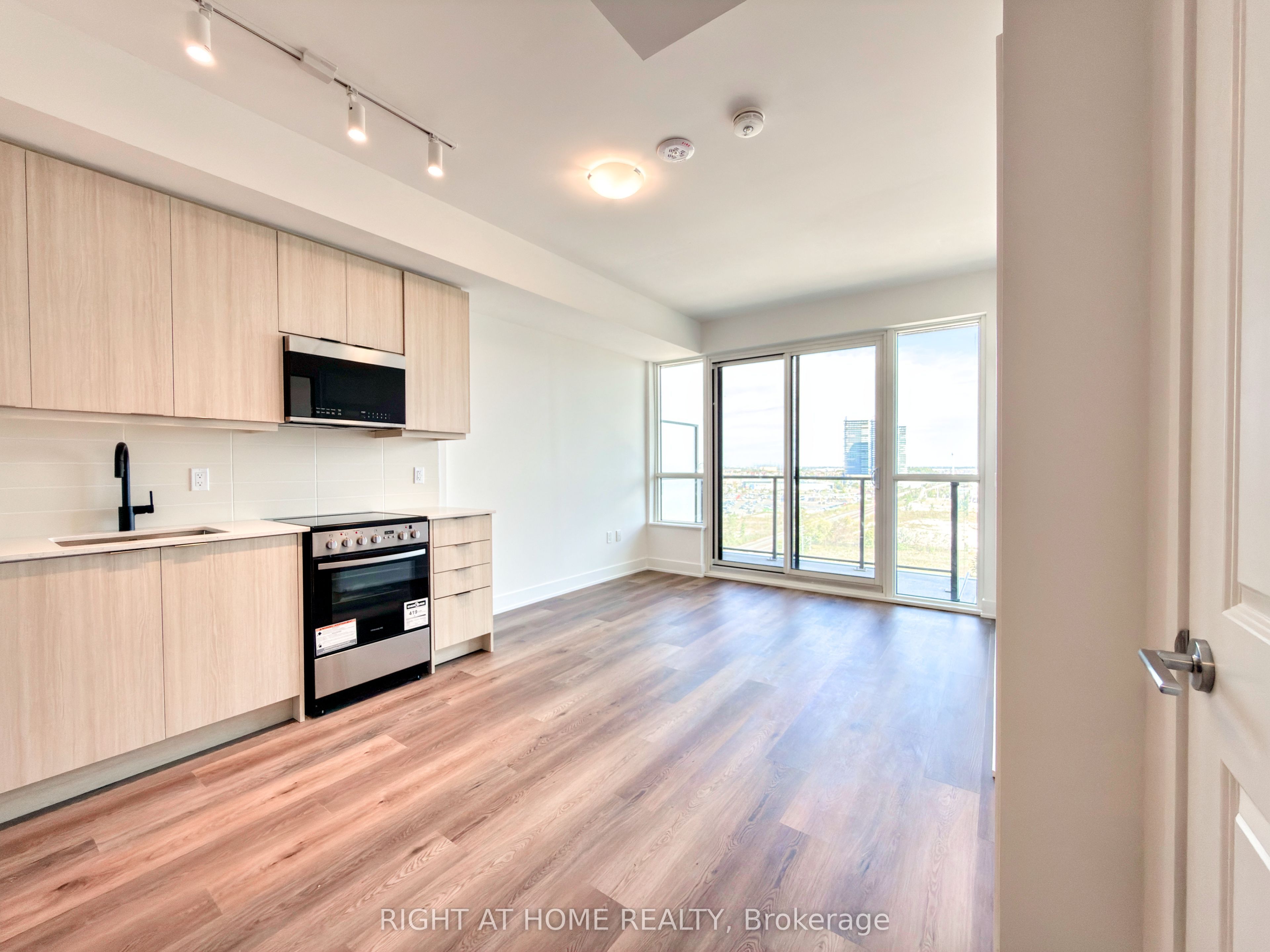 125 Nipissing Road 1202B