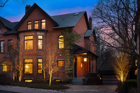 4 Meredith Crescent Toronto ON M4W 3B6