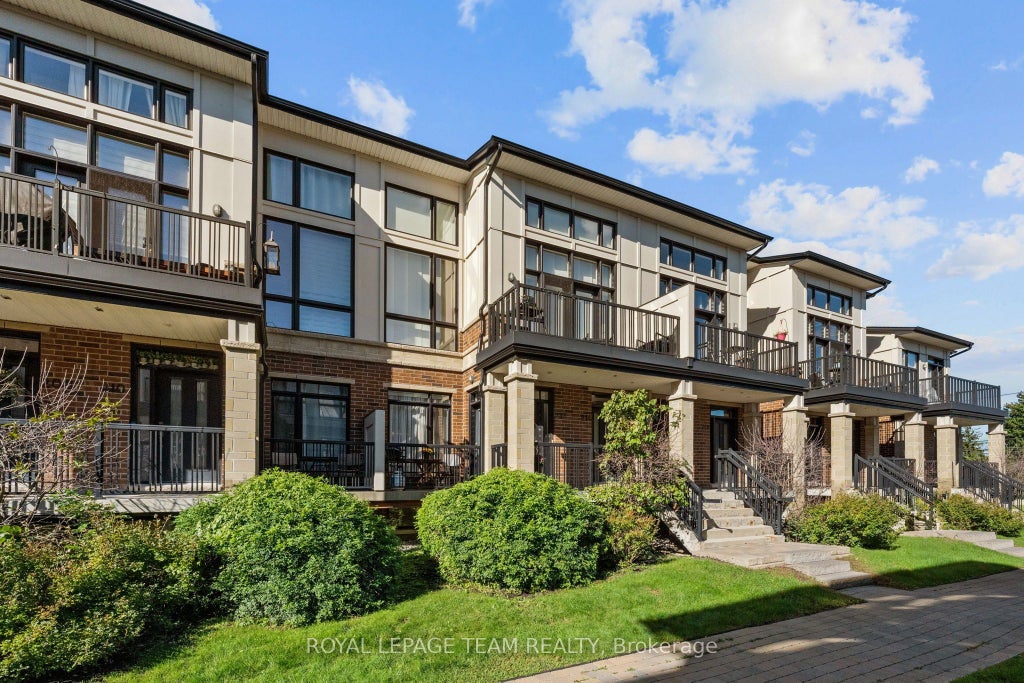 Photo of 212 Pembina Private, Blossom Park - Airport and Area, ON K4M 0G7 (MLS # X13798328)