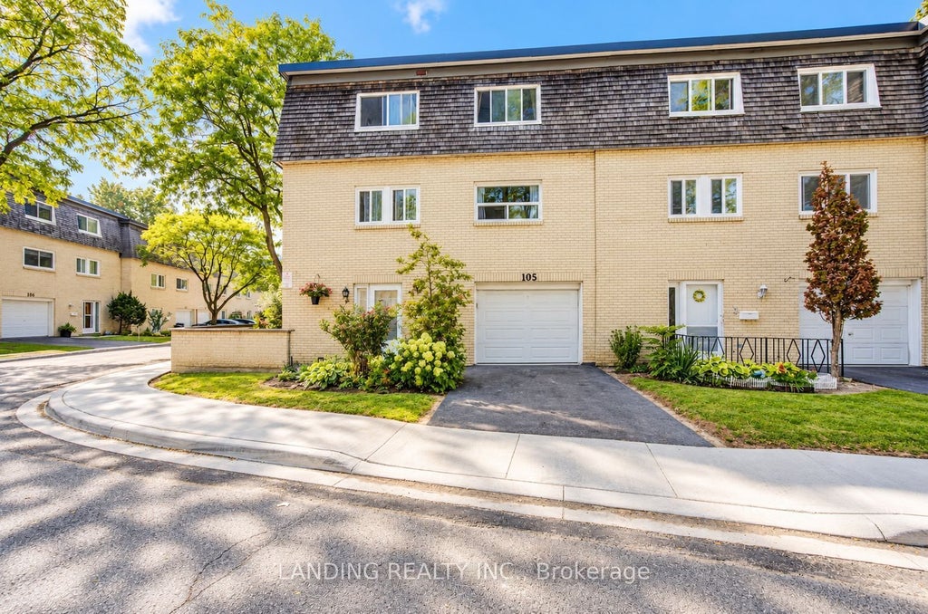 Photo of 105 Courville Coachway N/A #N/A, Toronto, ON M2J 3V6 (MLS # C13833414)