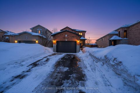 Property photo of 13 bluegrass drive, barrie, ON l4n 9n9