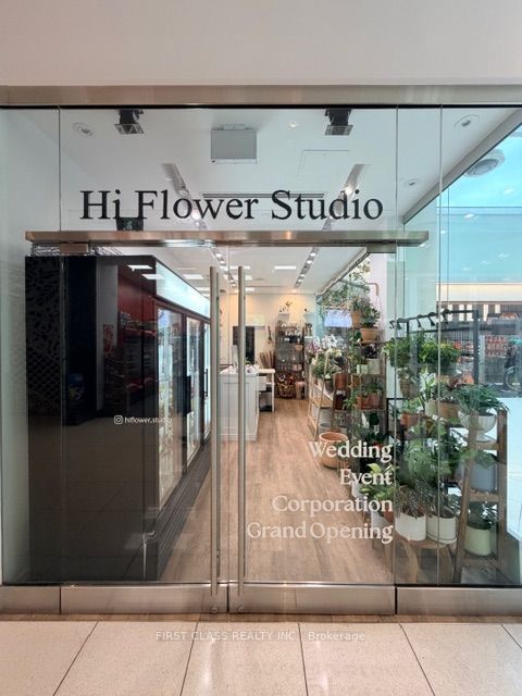 2 St. Clair Avenue E 105 Toronto ON M4T 2T5