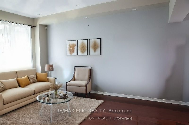 45 Golden Meadow Drive