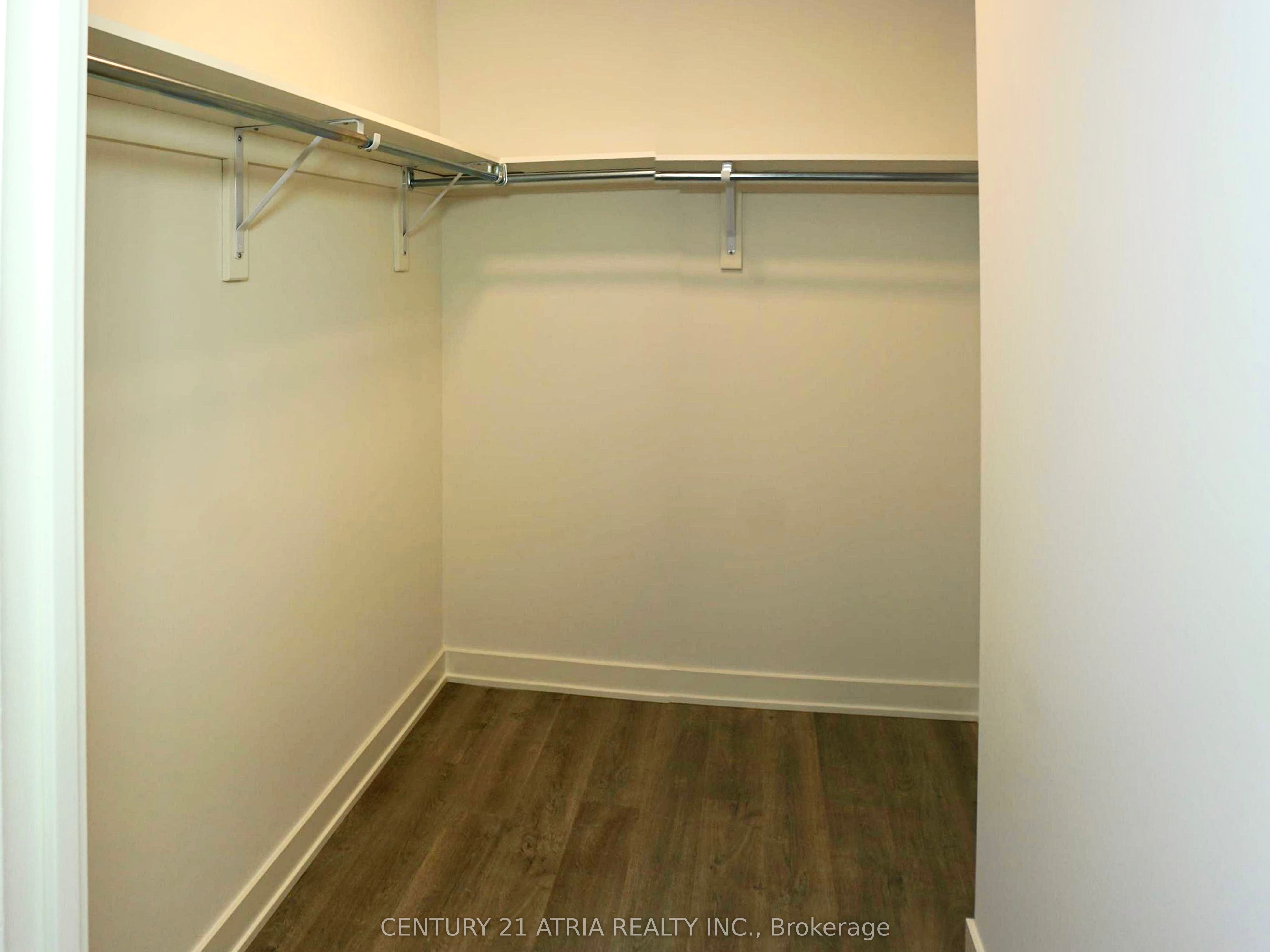 30 Upper Mall Way 619A