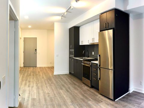 30 Upper Mall Way 619A Vaughan ON L4J 0L7