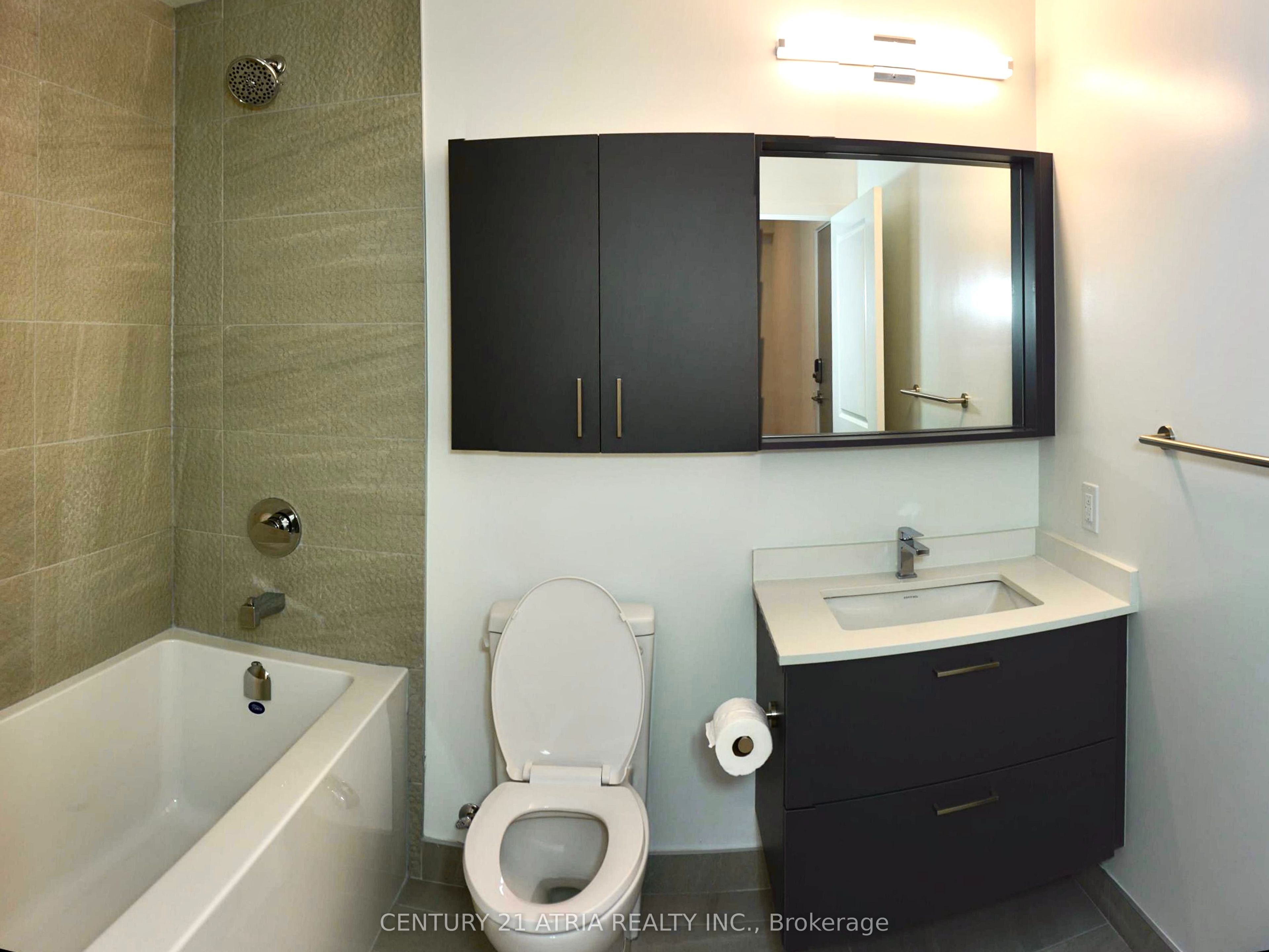 30 Upper Mall Way 619A