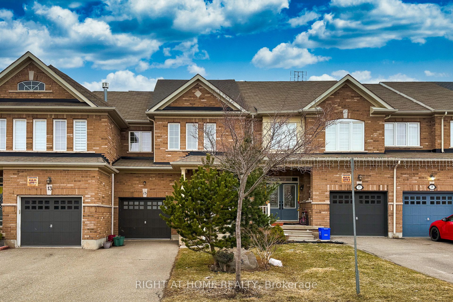 15 Munch Place