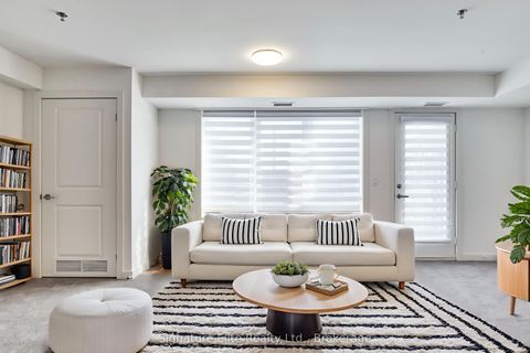 45 Connaught Avenue 402 Toronto ON M4L 2V8