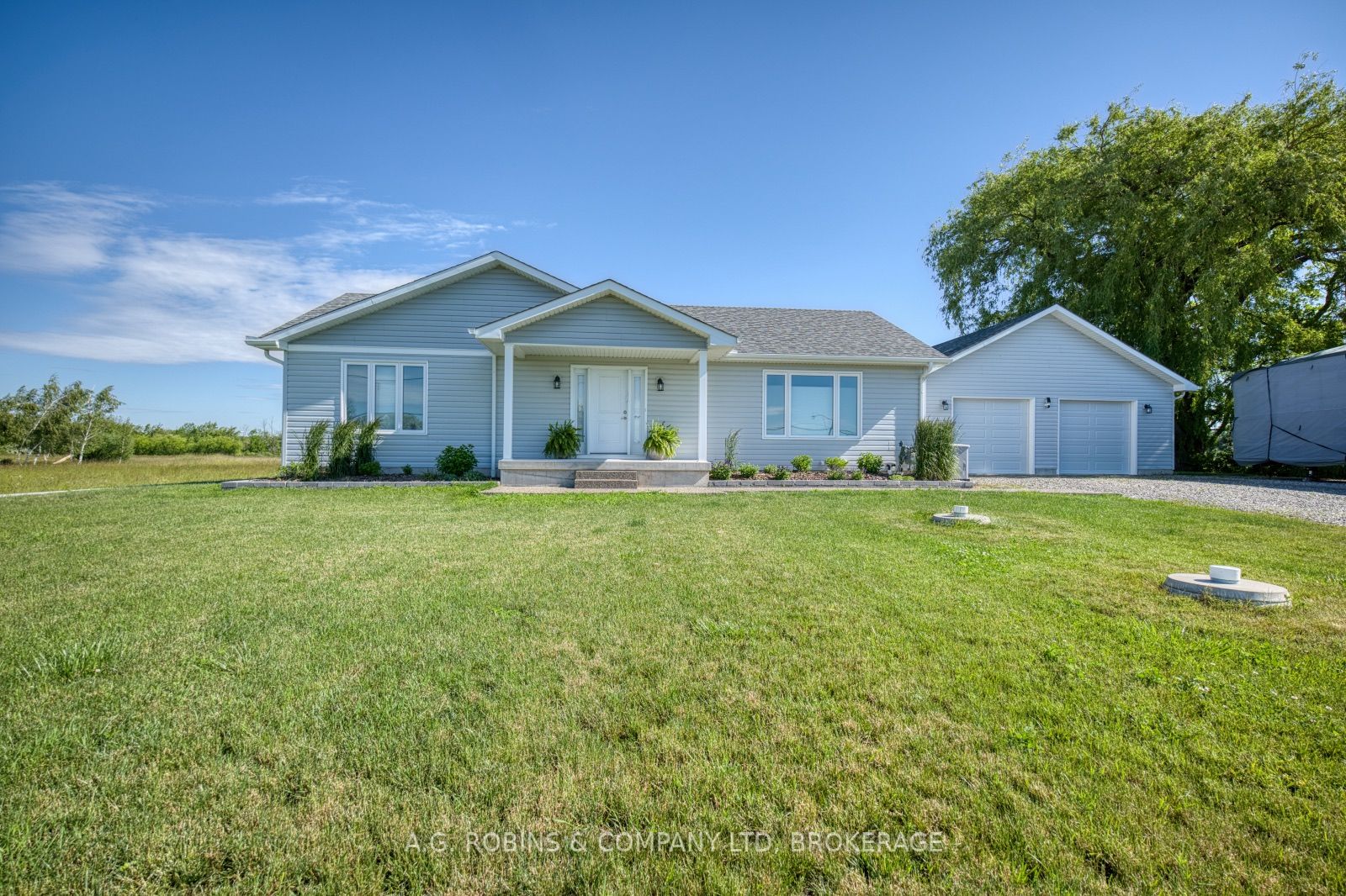 11716 LAKESHORE Road