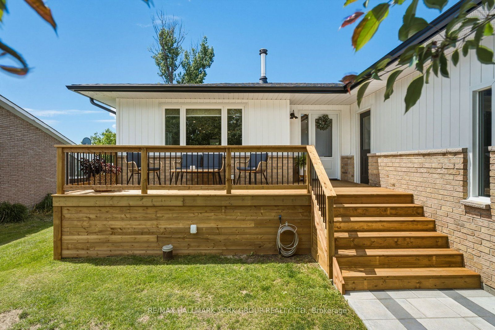 54 Twmarc Avenue