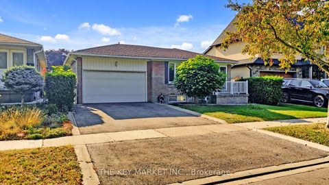 1277 Tyneburn Crescent Mississauga ON L4X 1P3