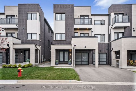 1337 Clarriage Court Milton ON L9E 1L6