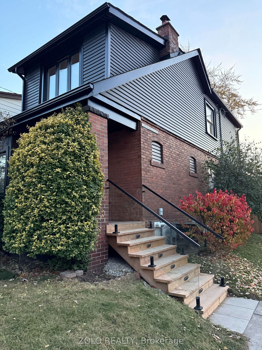 Photo of 98 Woodmount Avenue, Toronto, ON M4C 3Y2 (MLS # E13113486)