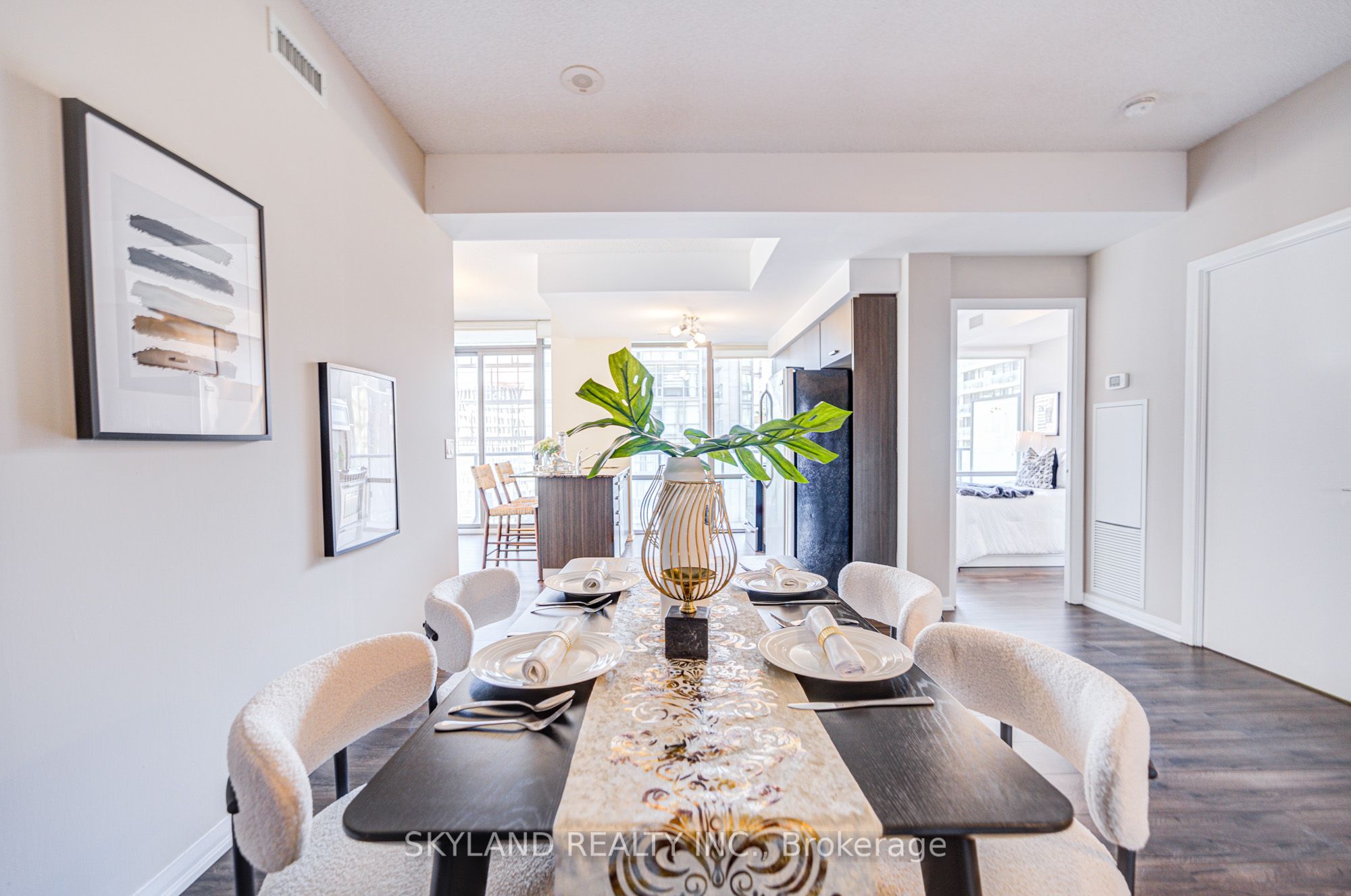 832 Bay Street 805