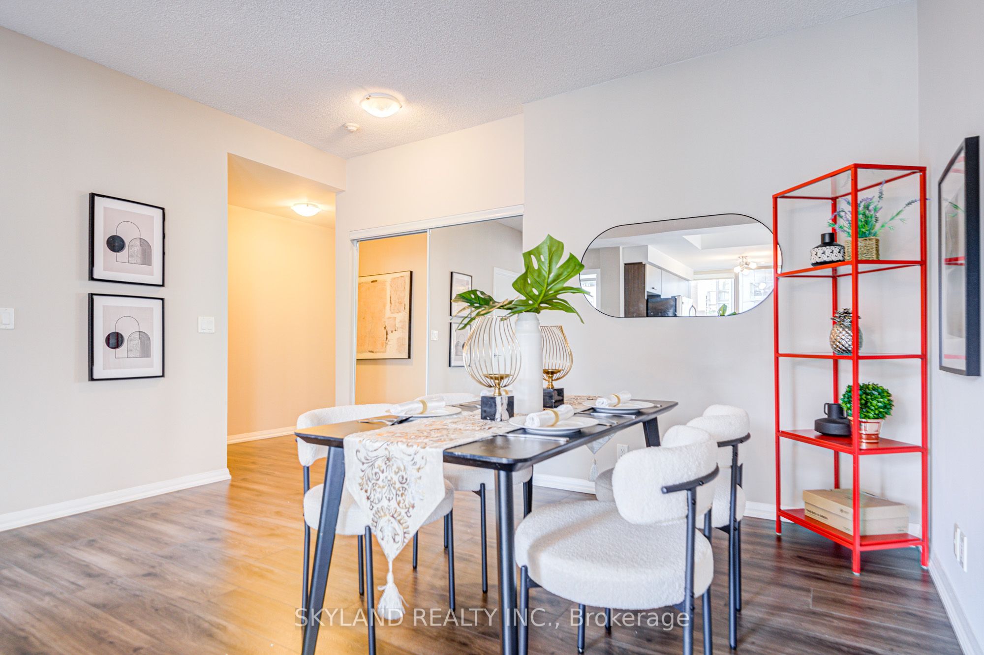 832 Bay Street 805