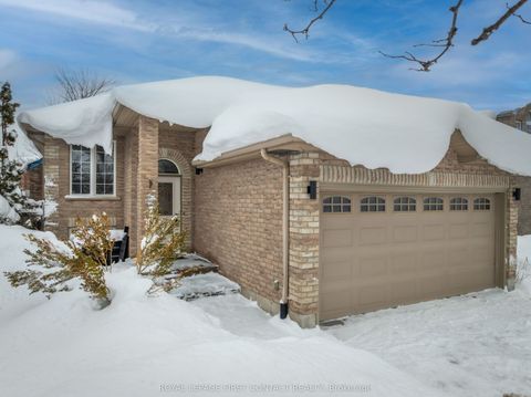 Photo of 316 Johnson Street, Barrie, ON L4M 7A1 (MLS # S12681636)