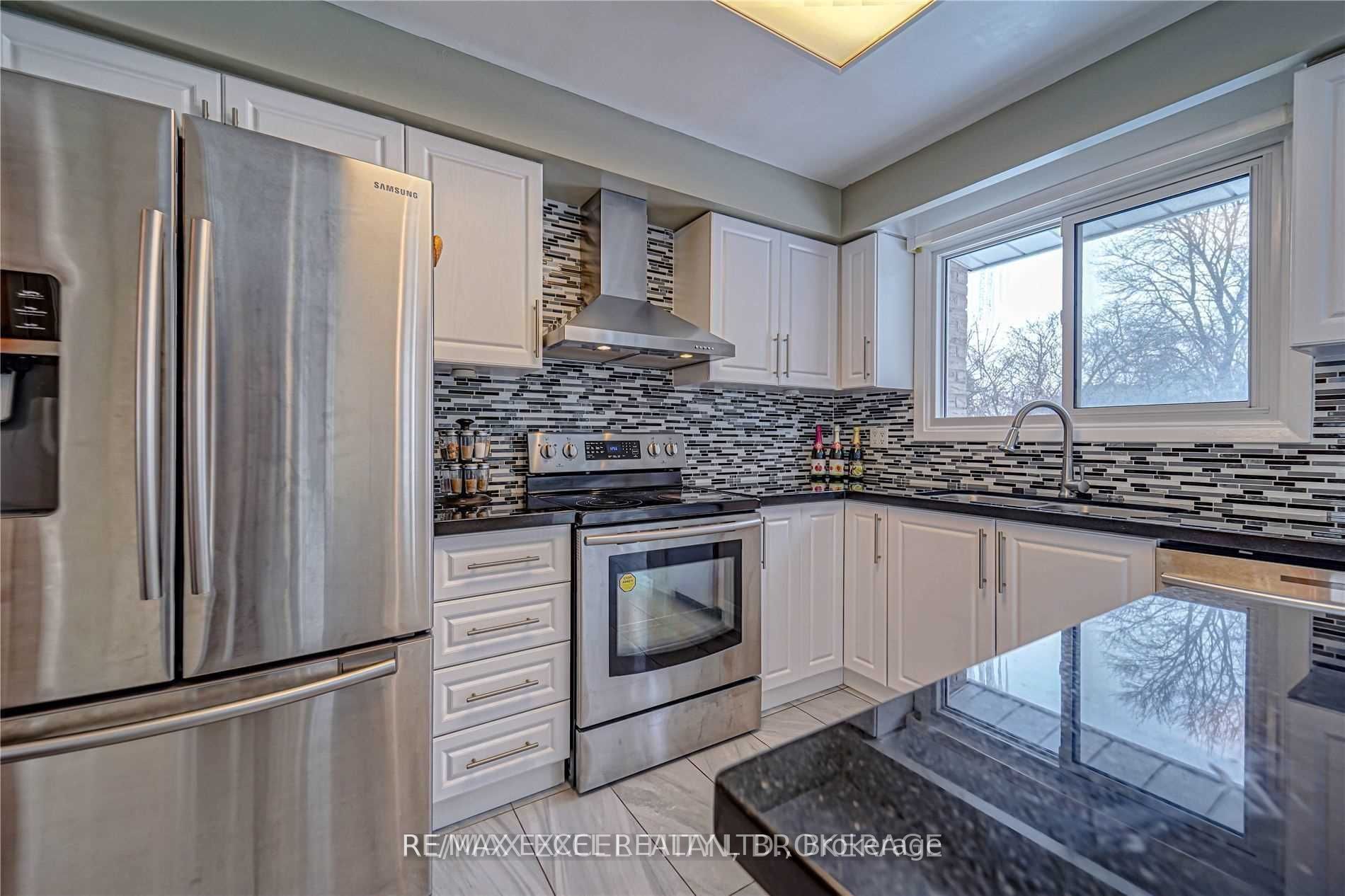 83 Squire Bakers Lane Upper