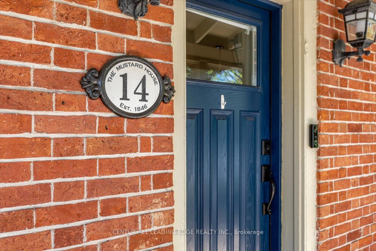 14 ALEXANDER HUNTER Place