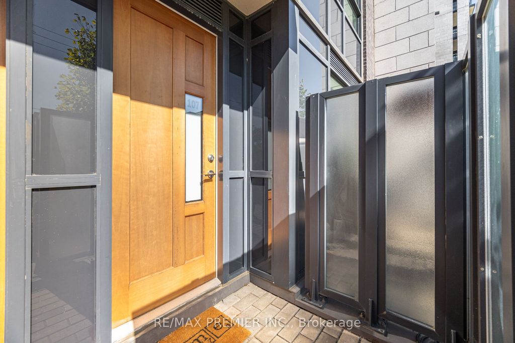 Photo of 2800 KEELE Street #TH 107, Toronto, ON M3M 0B8 (MLS # W12437125)