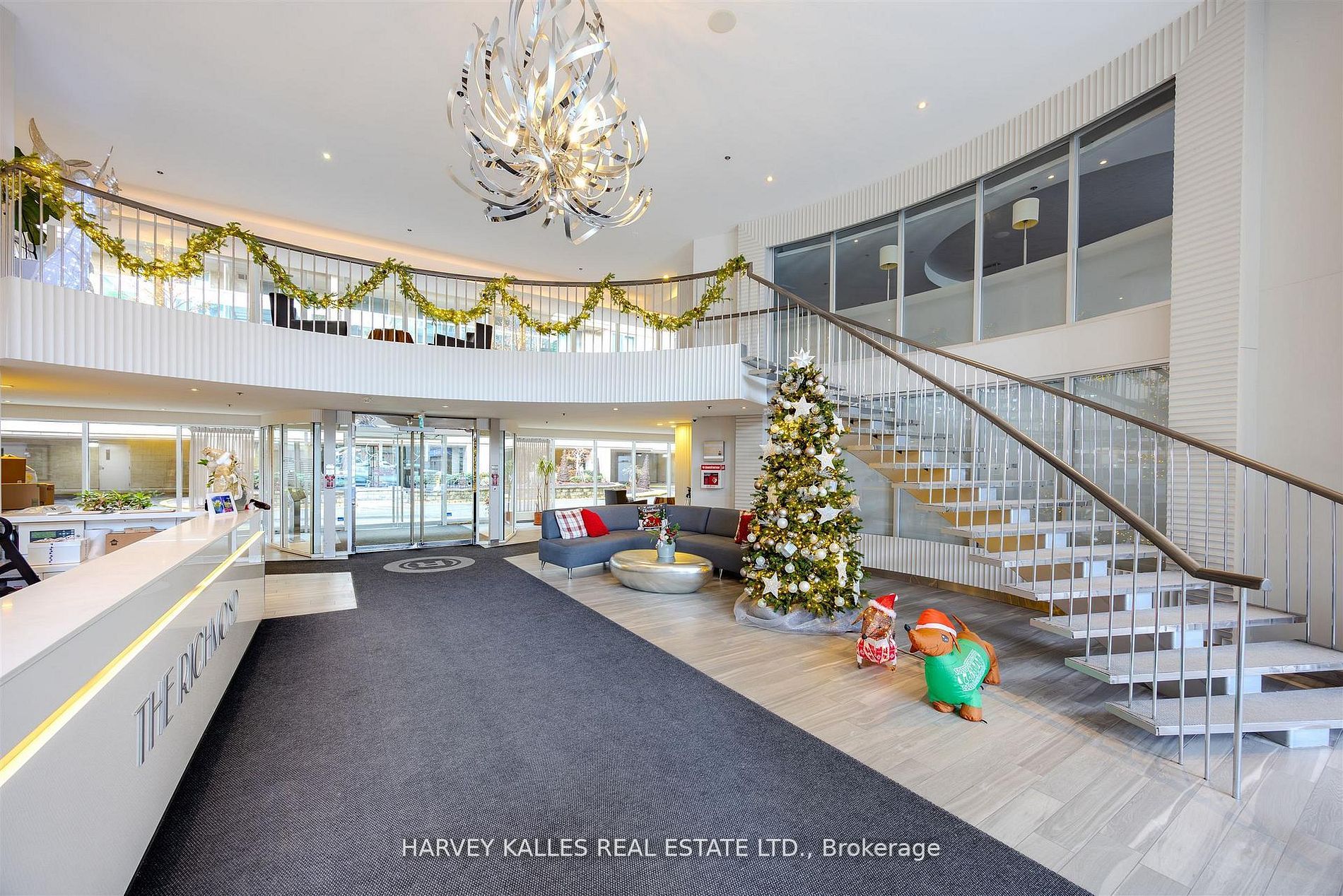 323 Richmond Street E 1405