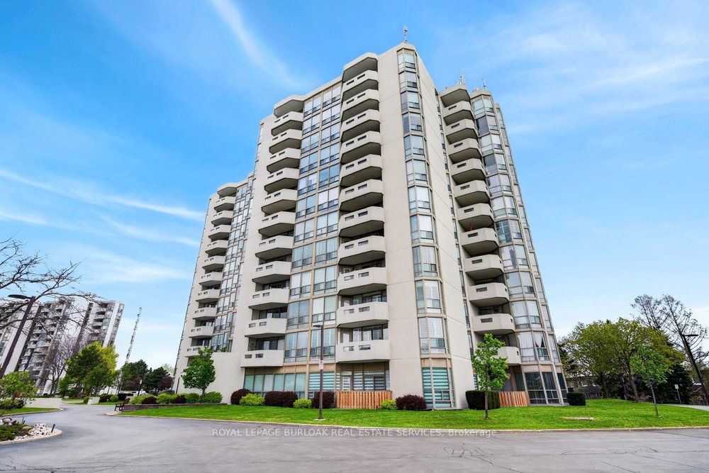 Photo 1 of 44 — 5070 Pinedale Avenue 808, Burlington, ON L7L 5V6