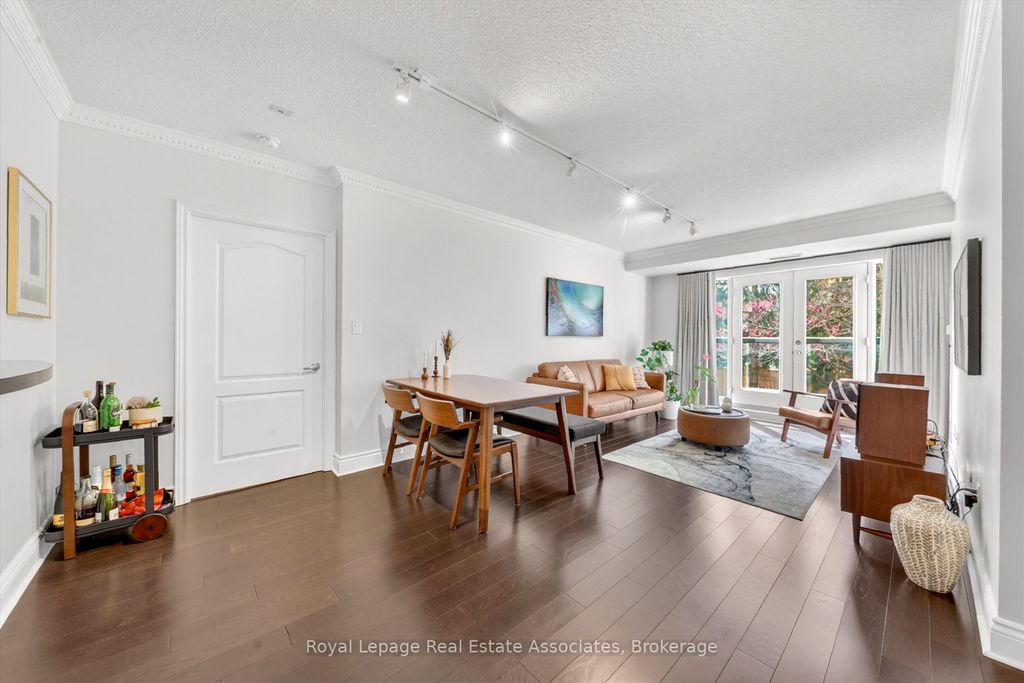 Photo of 800 Spadina Road #205, Toronto, ON M5P 3N2 (MLS # C13155184)