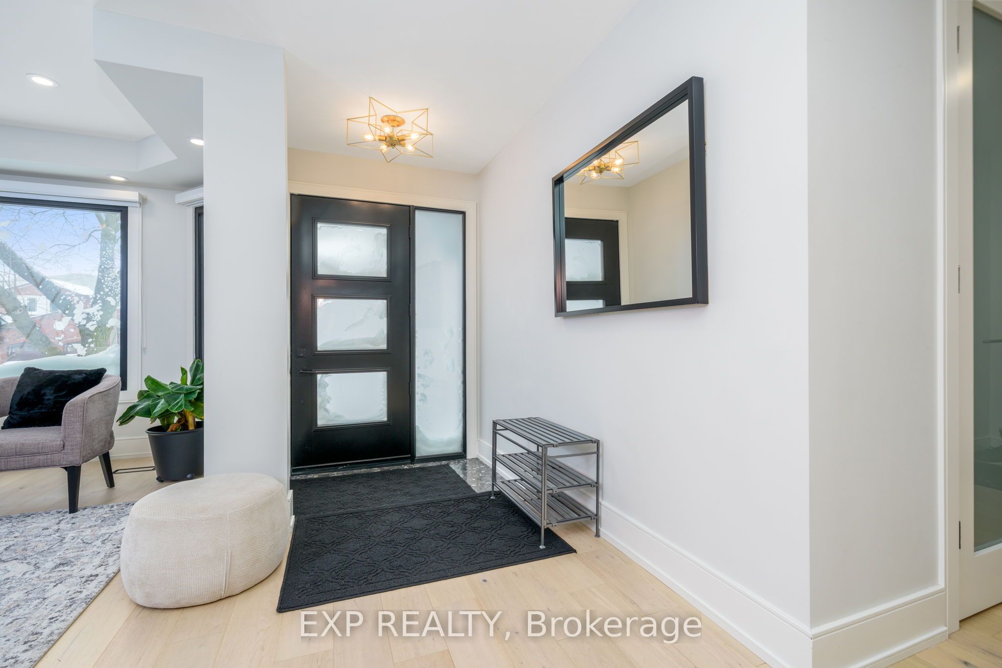 1279 Winterbourne Drive