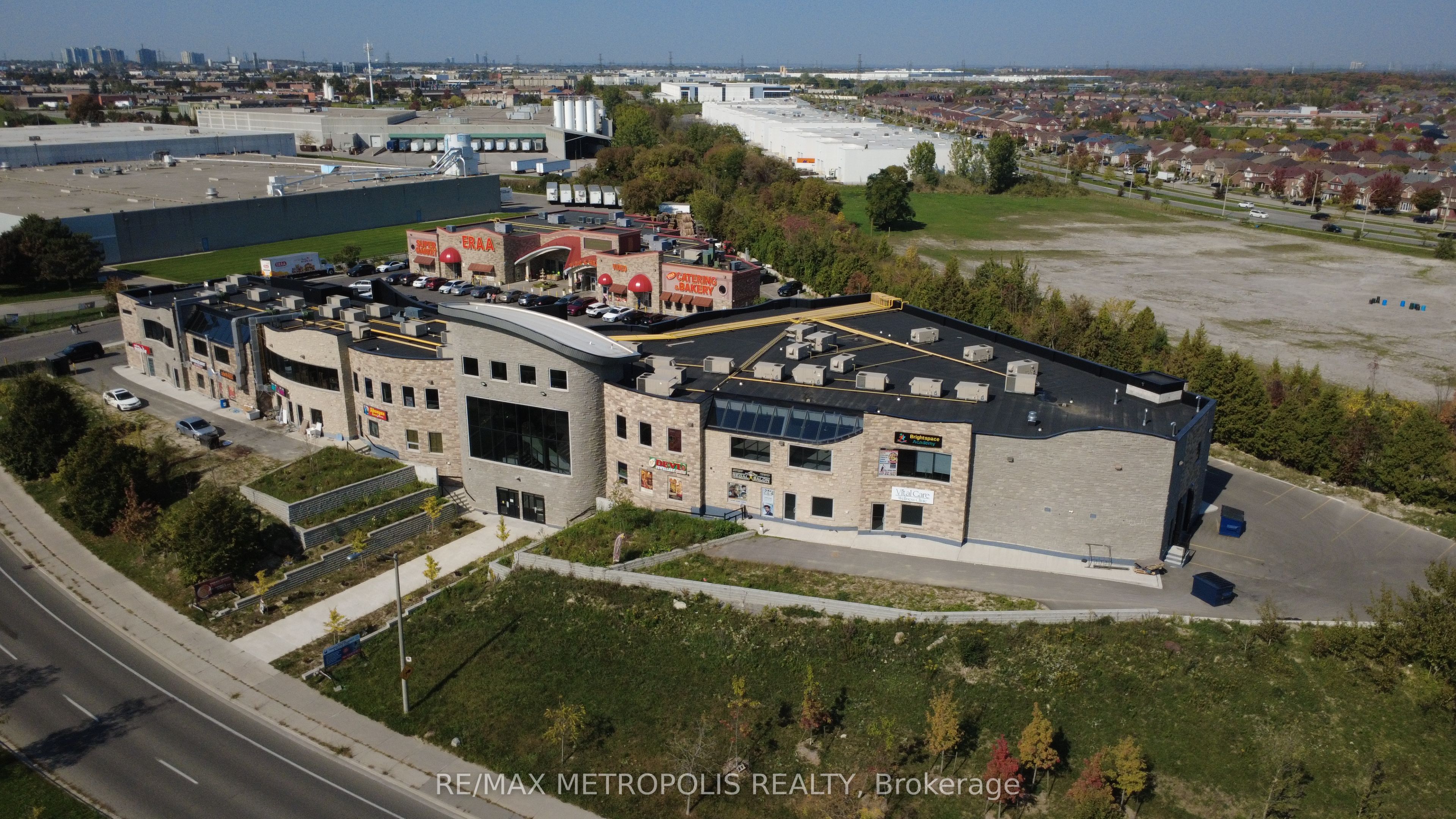 Photo 1 of 6 — 5928 Finch Avenue E 213, Toronto, ON M1B 5P8