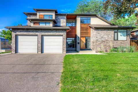 367 Stanfield Drive Oakville ON L6L 3P7