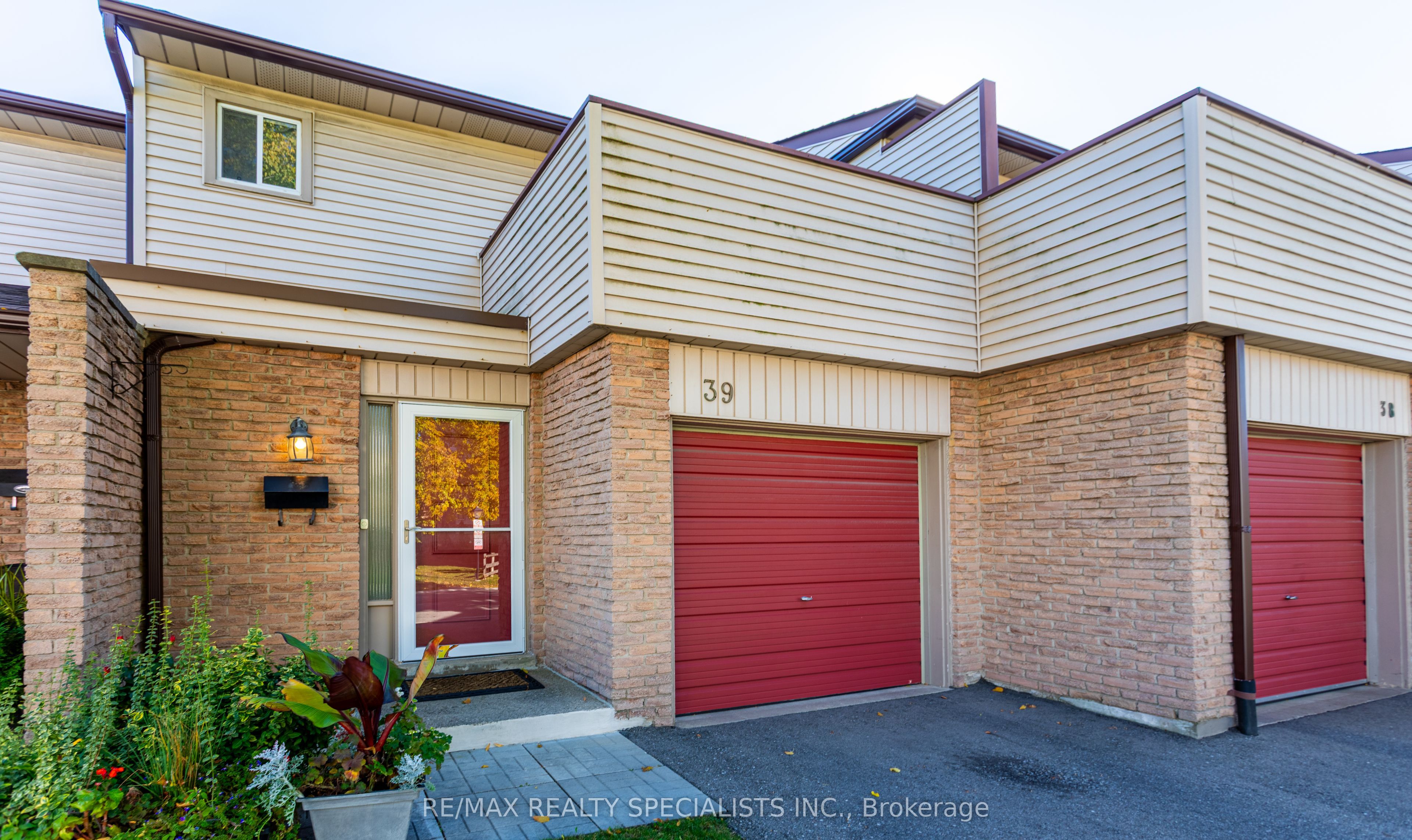 6100 Montevideo Road 39