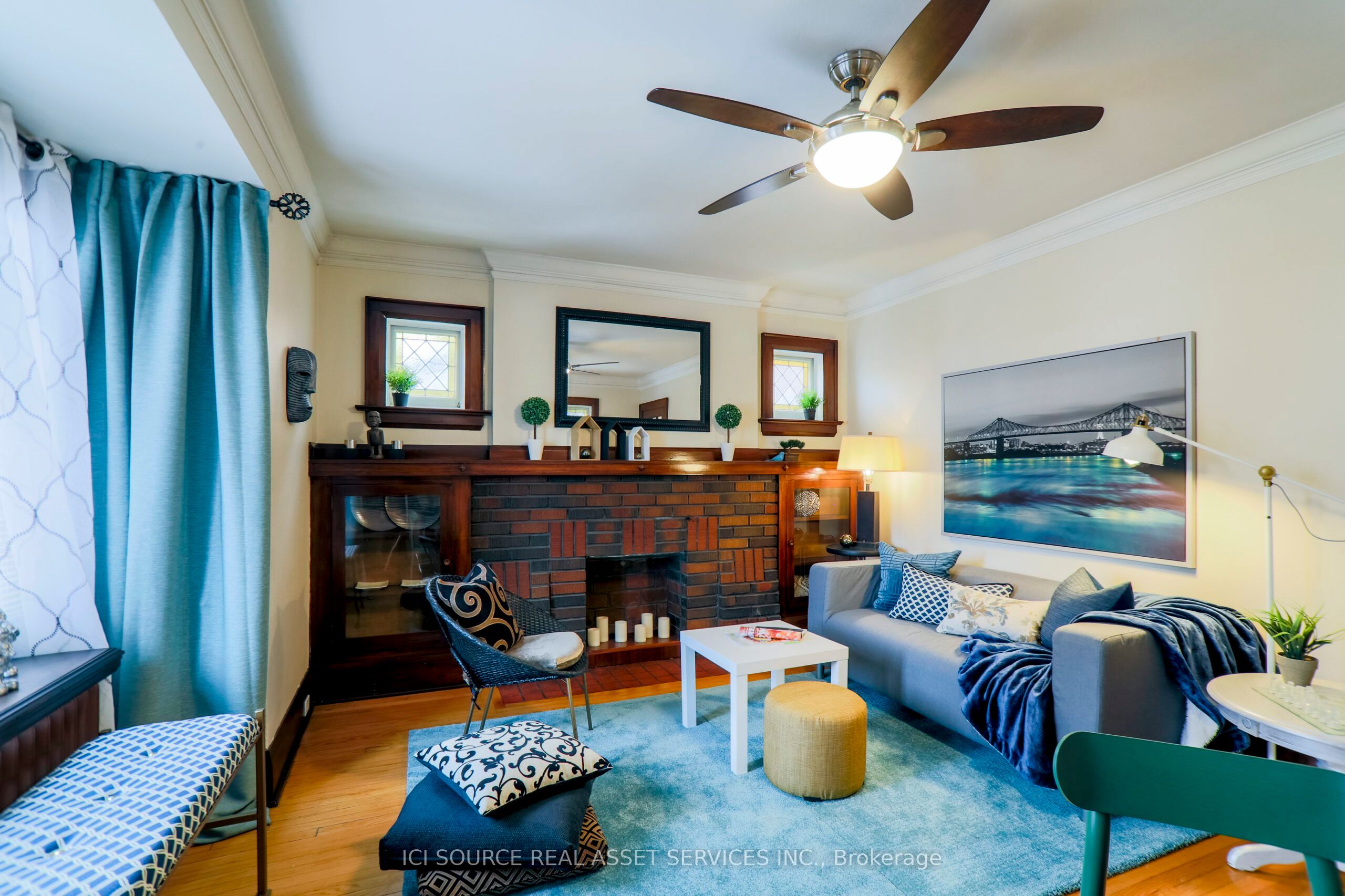 494 Armadale Avenue Main Floor Apartment