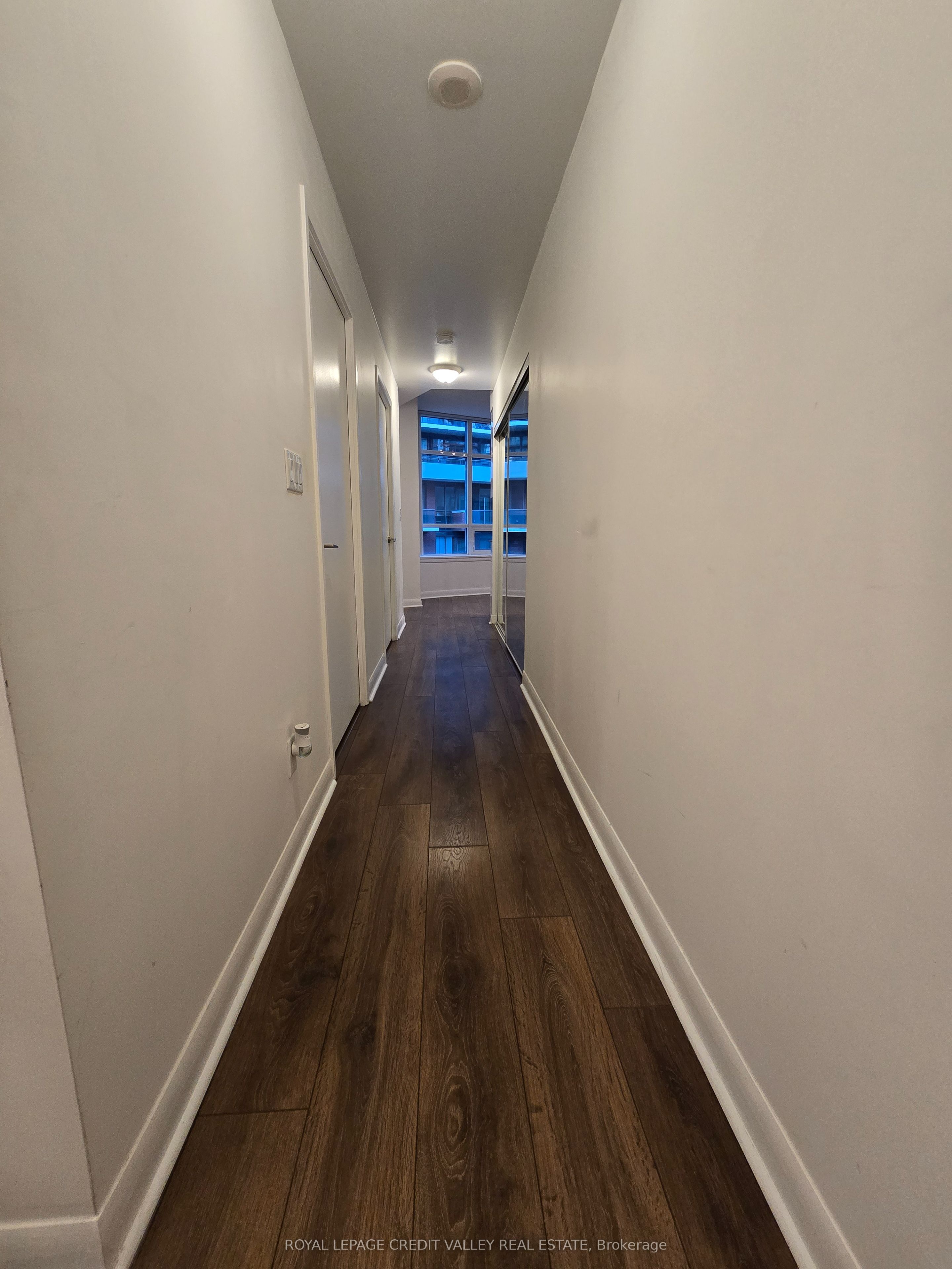 15 Bruyeres Mews 614