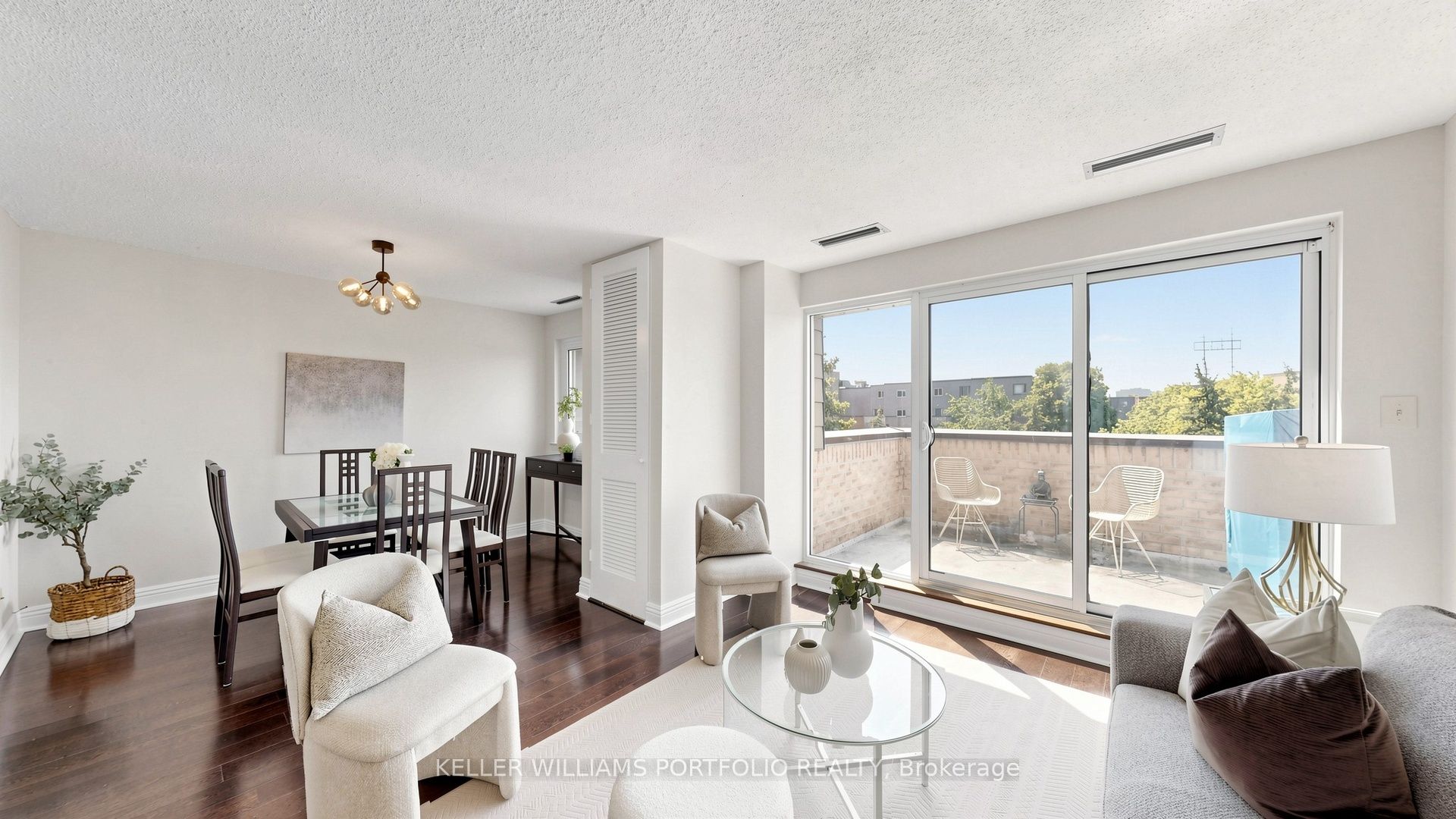 4005 Don Mills Road 358