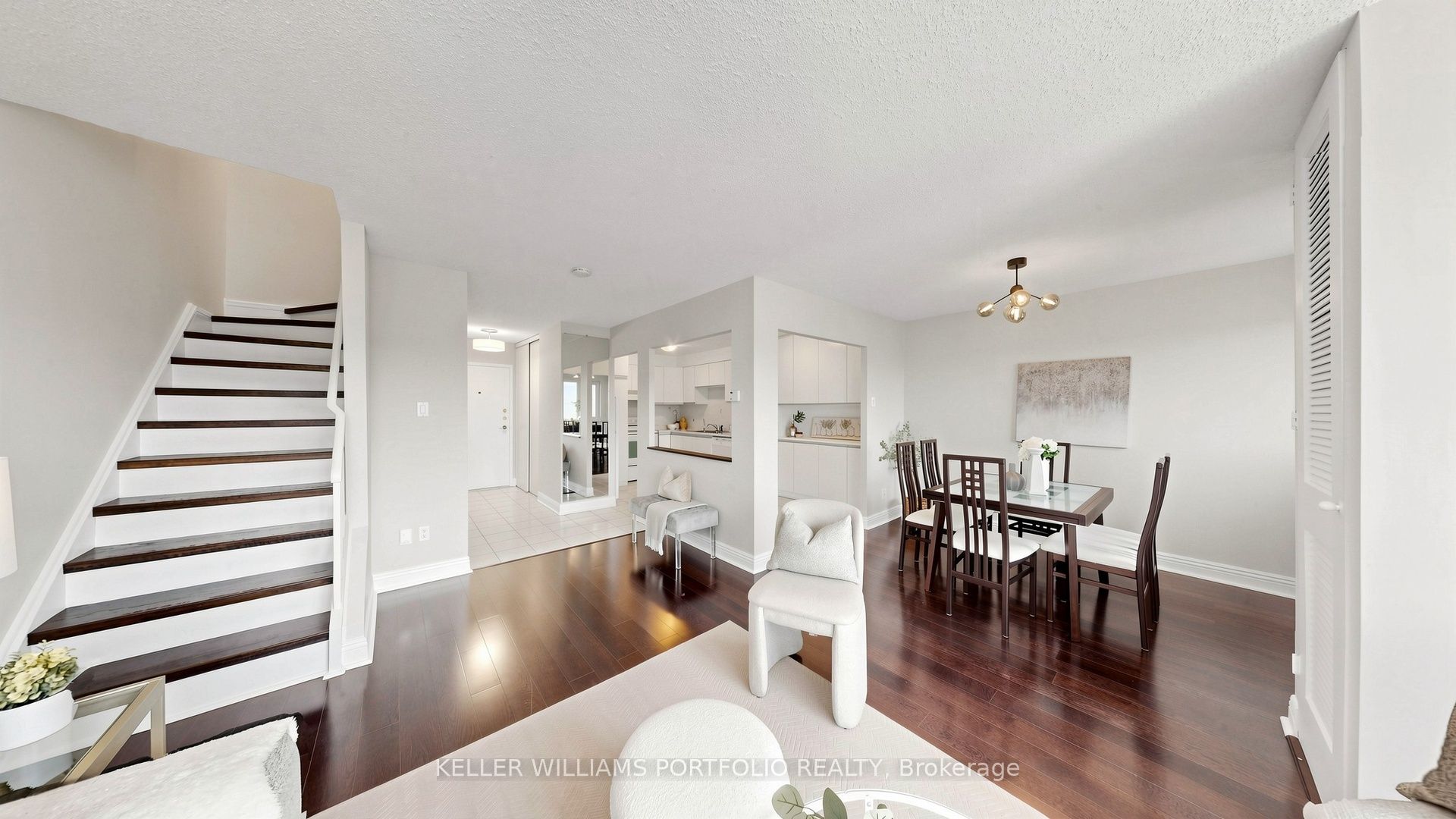 4005 Don Mills Road 358