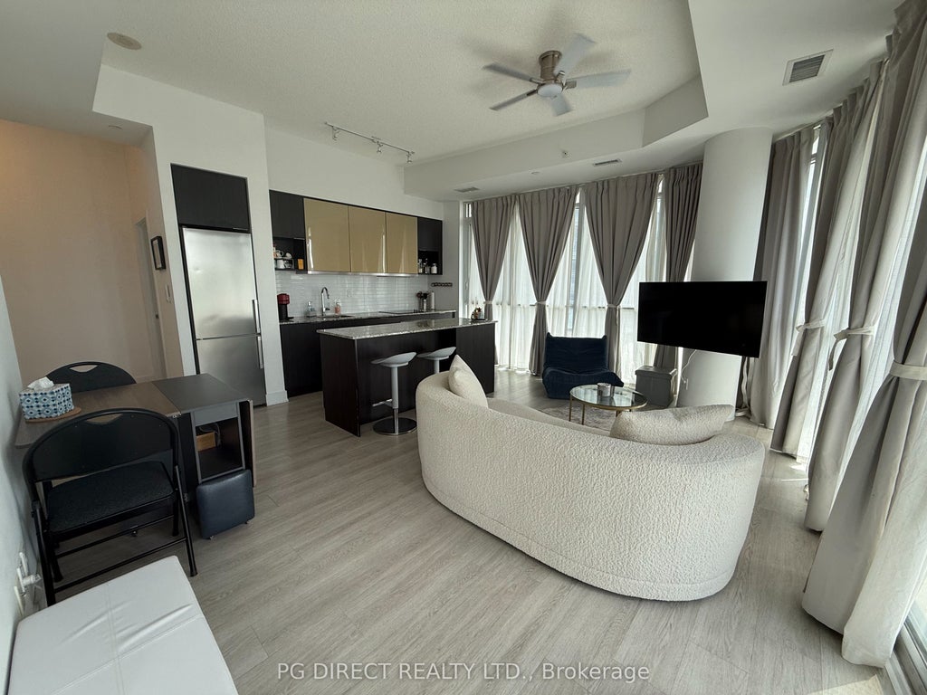 Photo of 99 The Donway N/A W #403, Toronto, ON M3C 0N8 (MLS # C13754974)