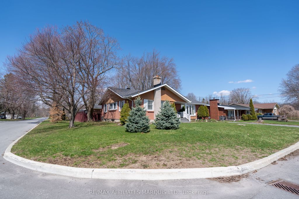 Photo of 1407 Boyd Street S, Cornwall, ON K6J 1X2 (MLS # X13077898)