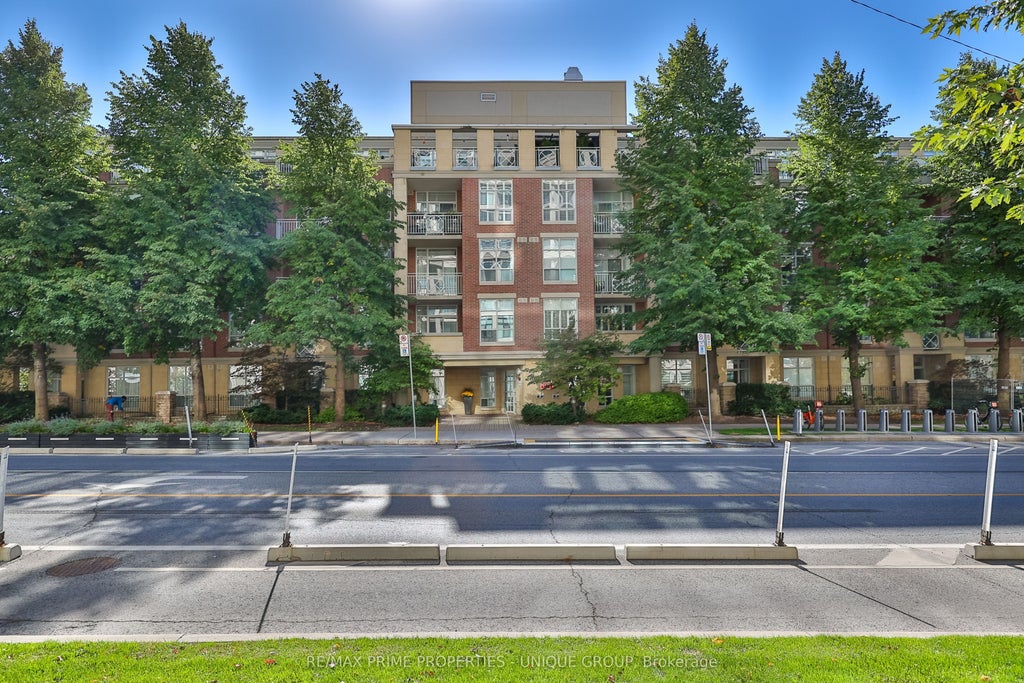 Photo of 2511 Bloor Street W #202, Toronto, ON M6S 5A6 (MLS # W13884694)