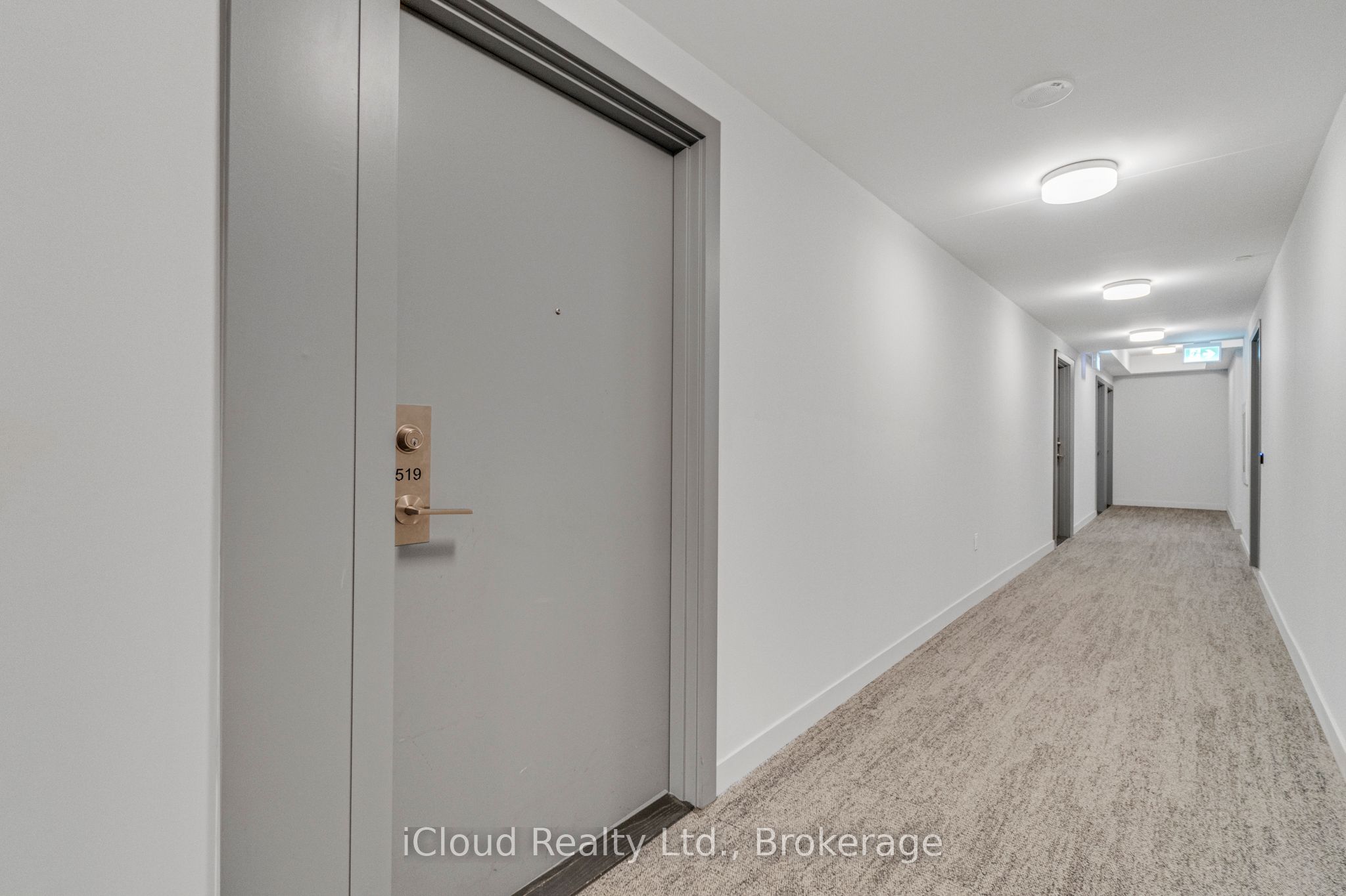 859 The Queensway N/A 519