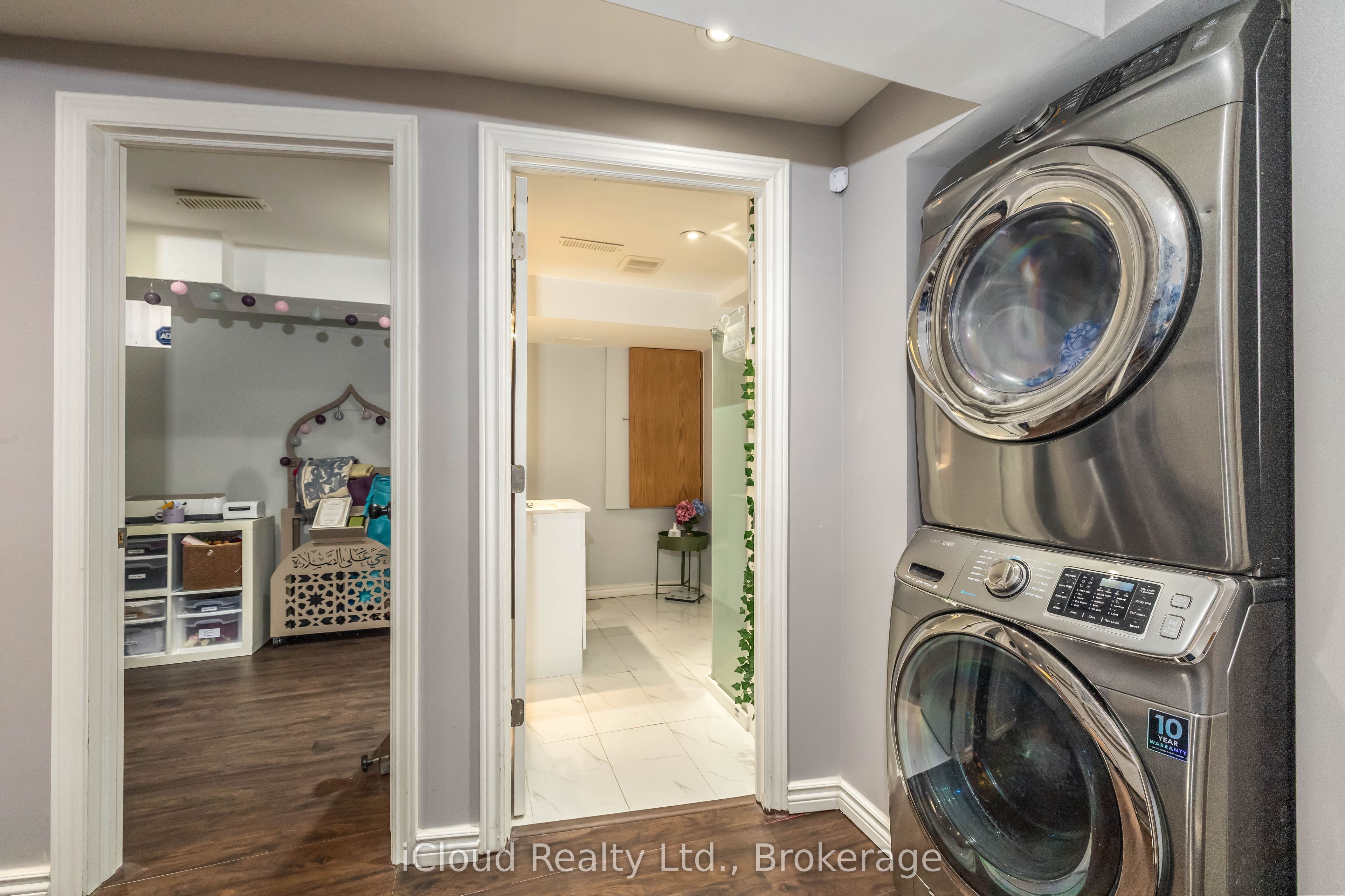 2362 Proudfoot Trail Bsmt