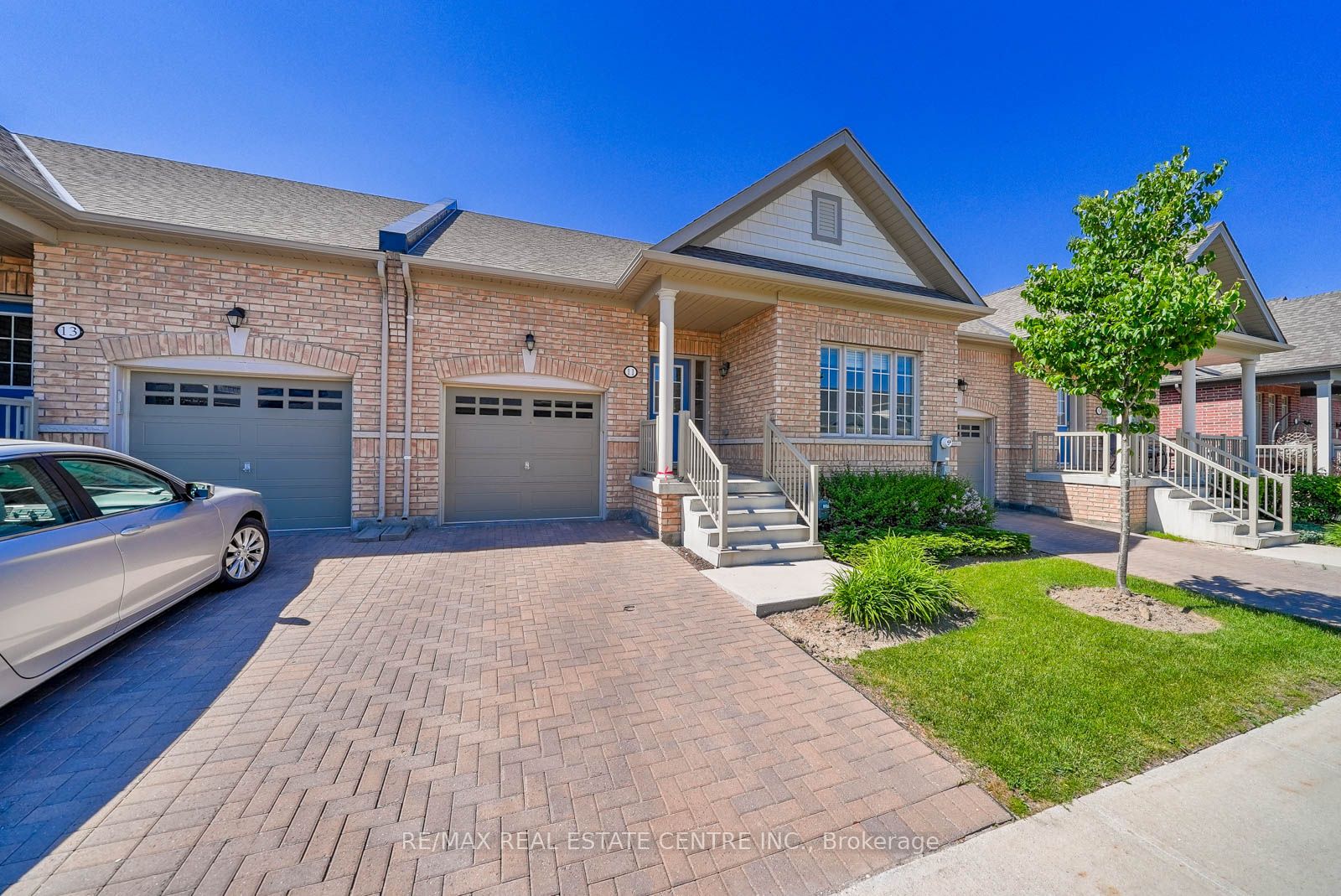 11 Overlea Drive