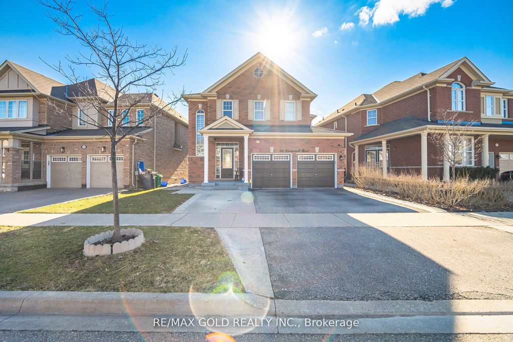 Photo of 38 Leadenhall Road, Brampton, ON L7A 4G3 (MLS # W13038330)