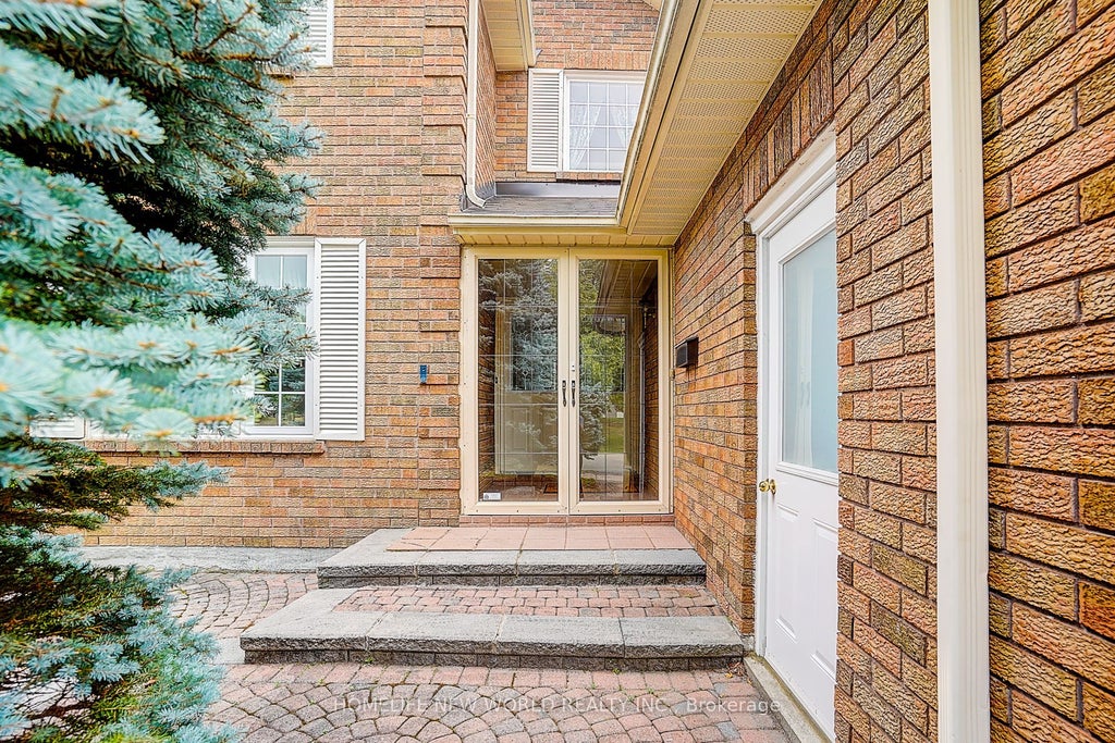 Photo of 51 Leighland Drive, Markham, ON L3R 7R8 (MLS # N13817146)
