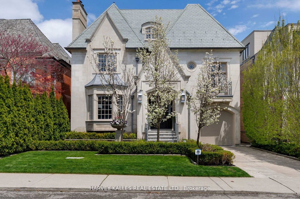 Photo of 215 Dunvegan Road, Toronto, ON M5P 2P2 (MLS # C13779030)