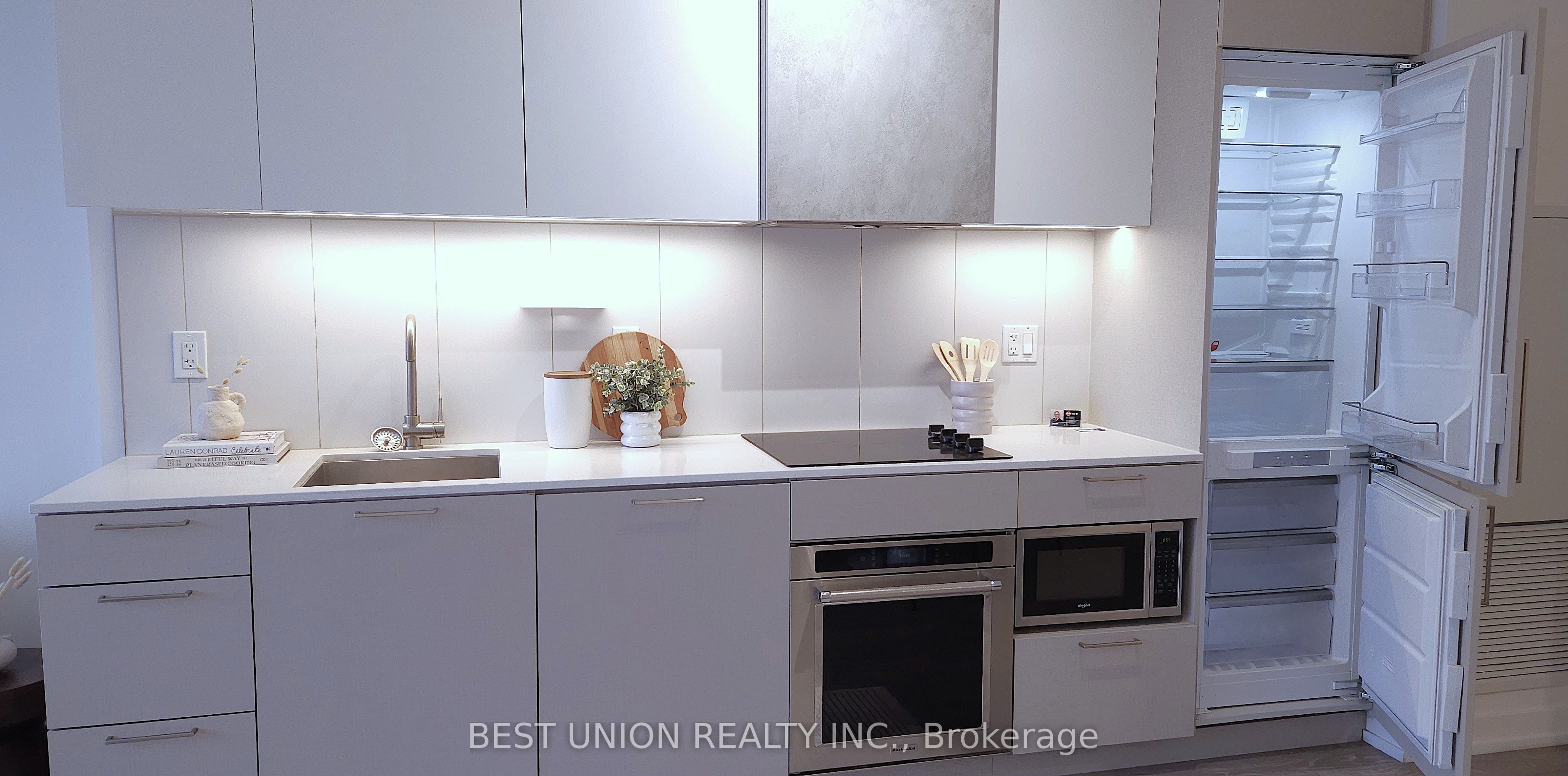 19 Western Battery Road 1210