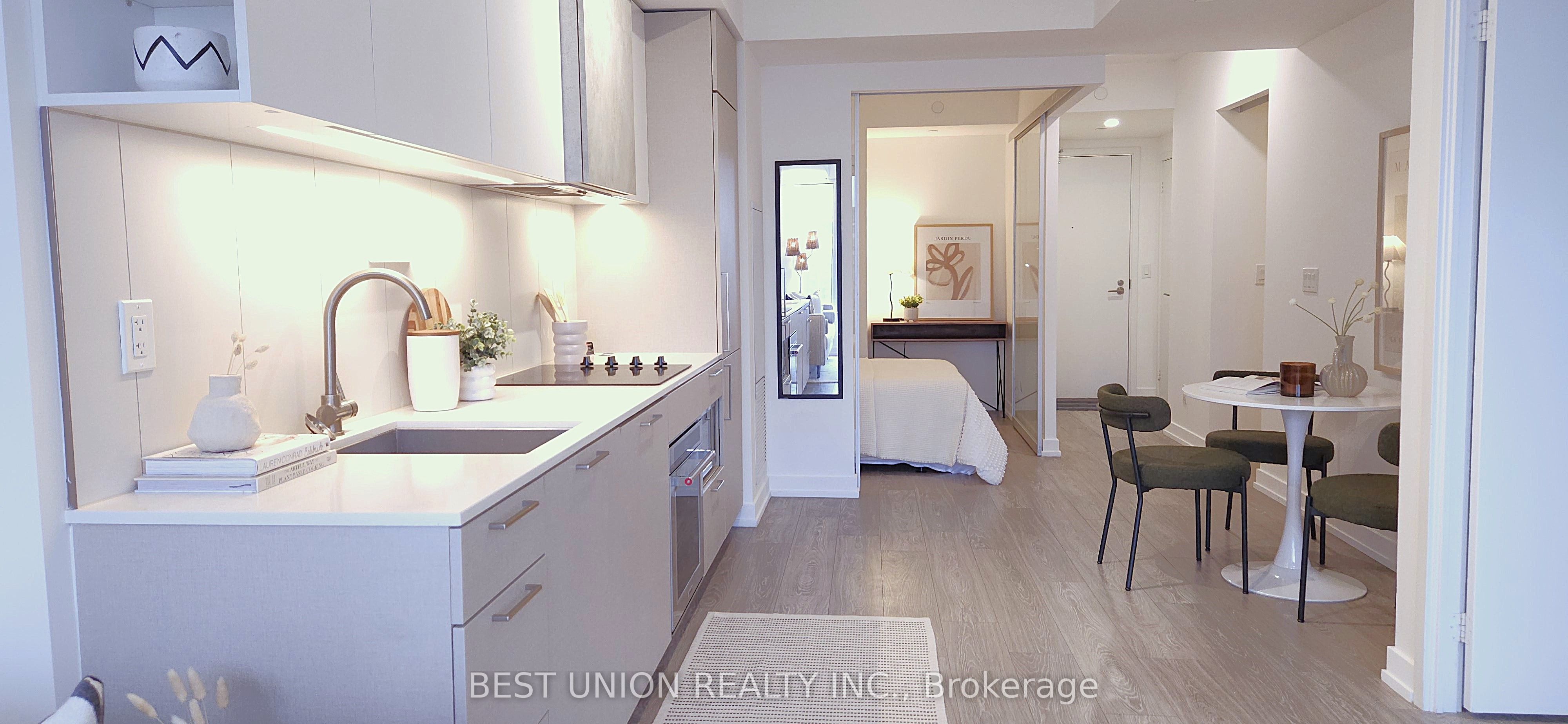 19 Western Battery Road 1210