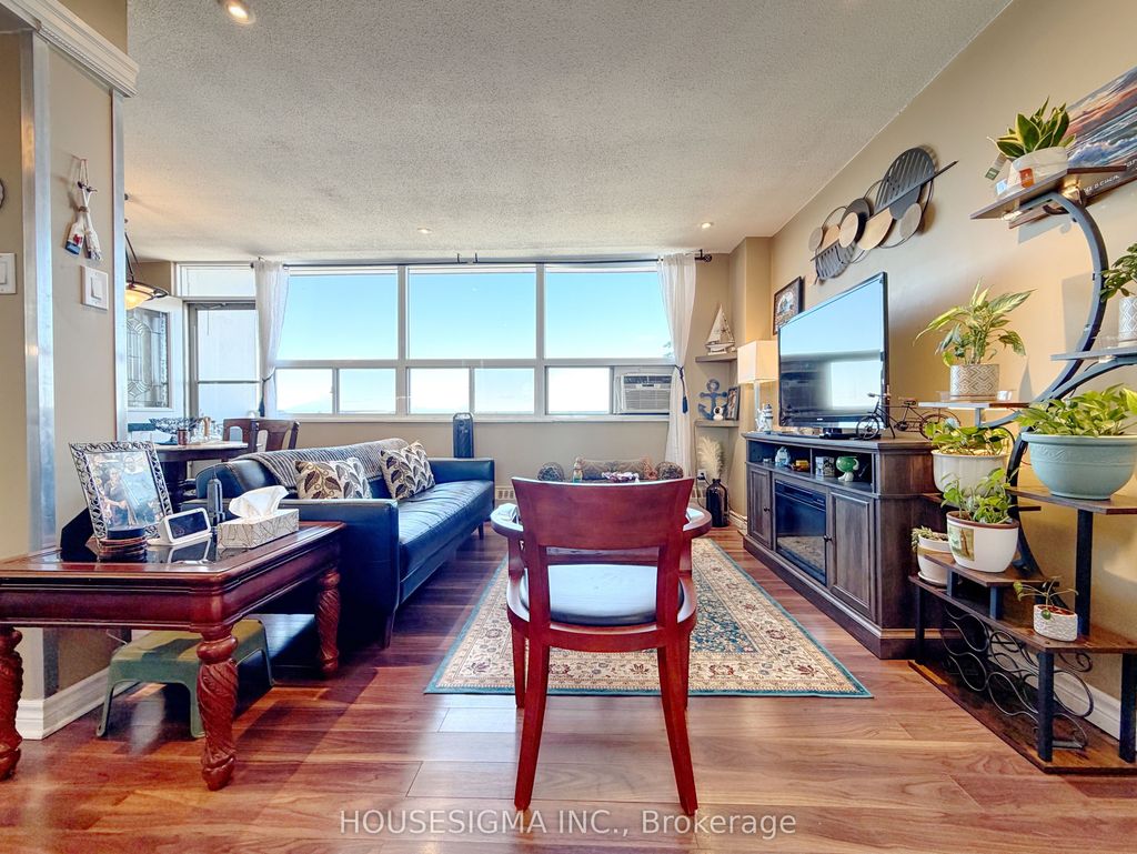 Photo of 15 Albright Road #1002, Hamilton, ON L8K 5J2 (MLS # X12986224)